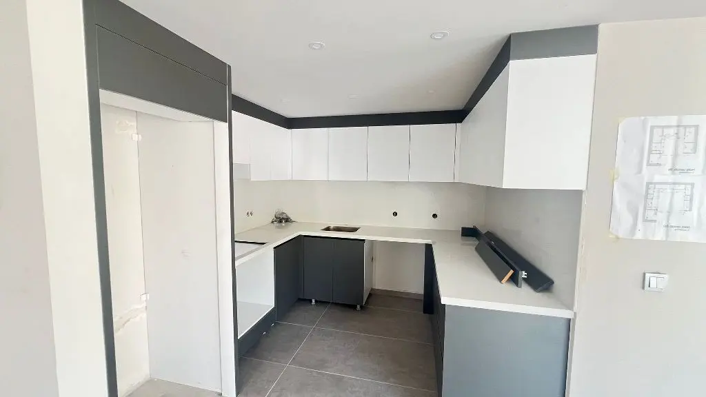 Modern kitchen